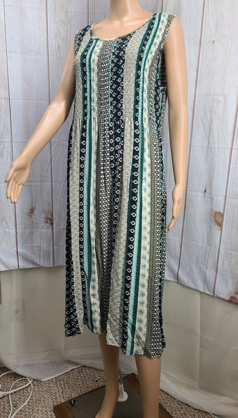 Croft & Barrow Sz XXL Sleeveless Challis Midi Dress Smocking Geometric Pattern